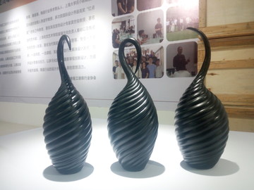 工藝美術(shù)品與美術(shù)品的審美辨析
